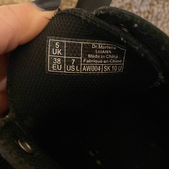 Dr. Martens - Picture 7 of 7